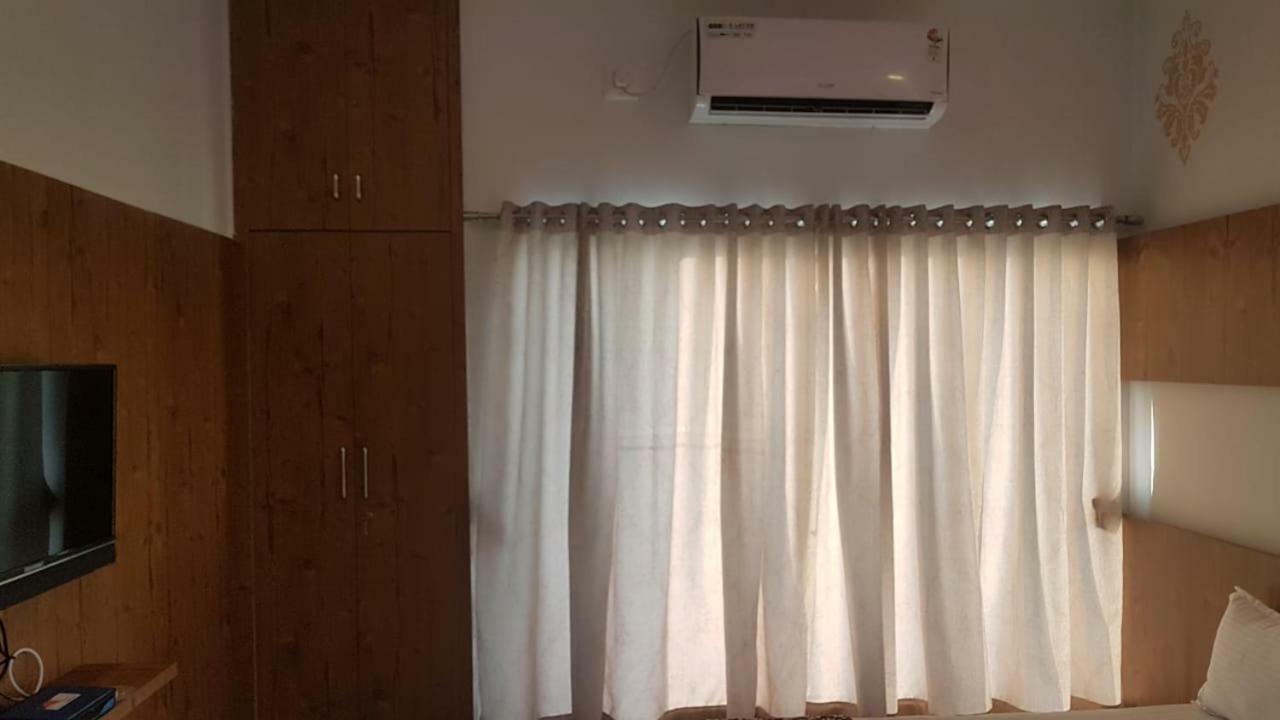 Houbara Resort Sasan Gir Buitenkant foto